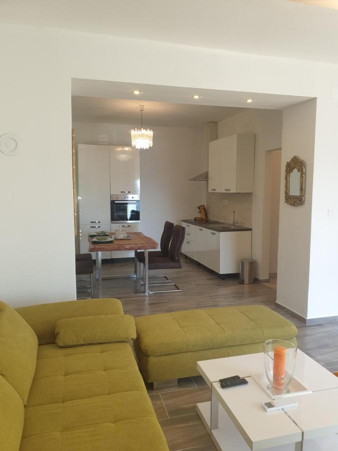 Bella Casa Apartment เซนญ์ ภายนอก รูปภาพ